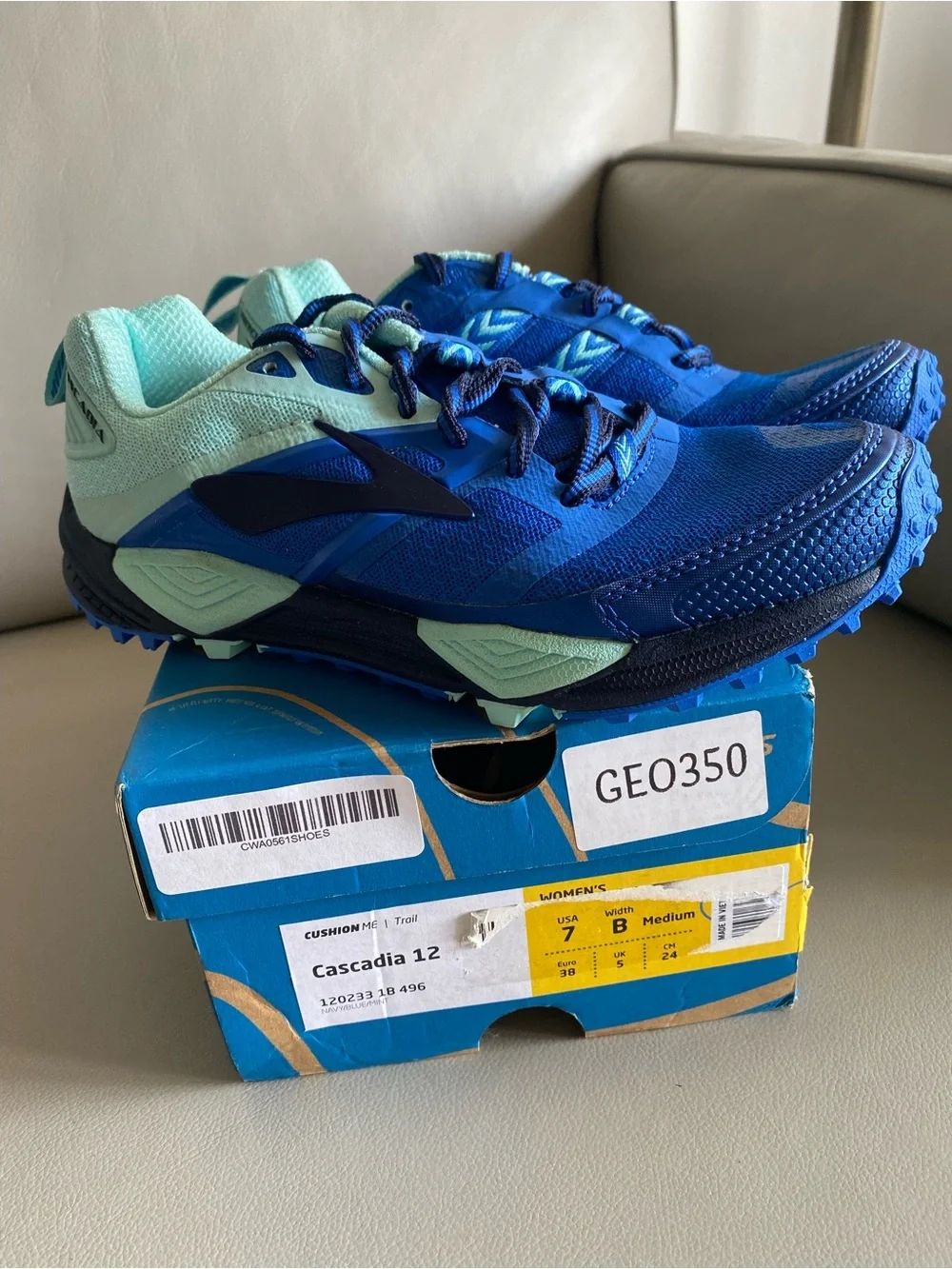 Brooks Women's Cascadia Trail Shoes - Blue and Aqua